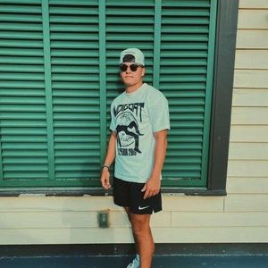 Meet your Posher, Drew